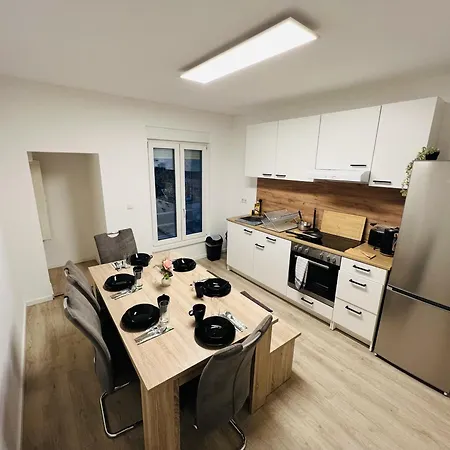 Appartement Big House I 22 Beds I 12 I Wifi I Parking *