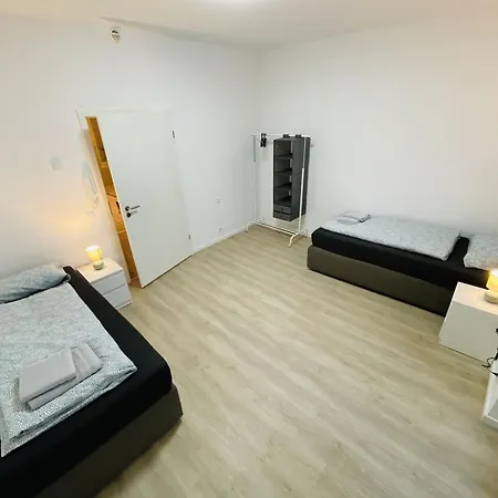 Big House I 22 Beds I 12 I Wifi I Parking
